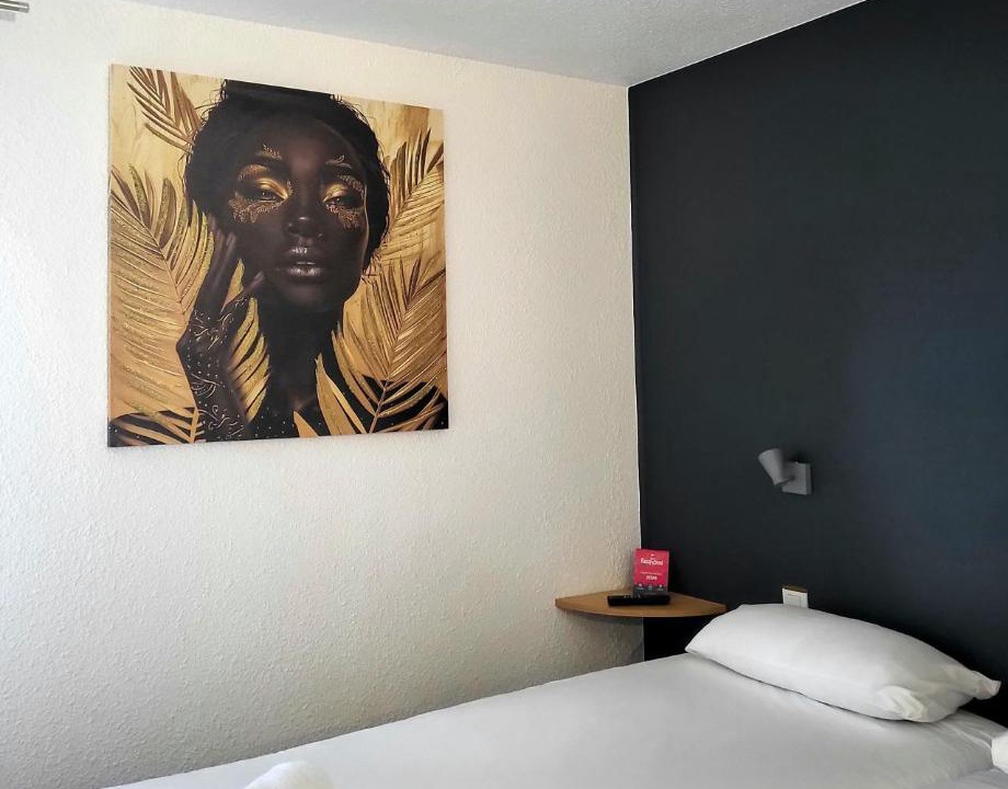 Photo of Bedroom in Limoges