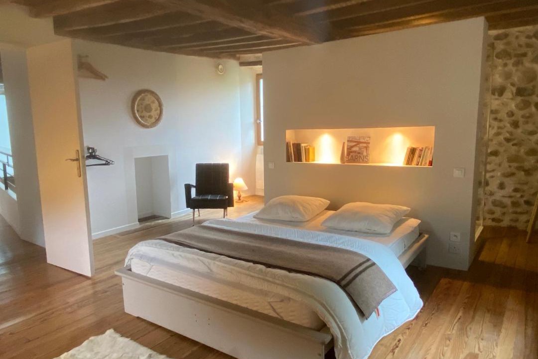 Photo of Bedroom in Issor