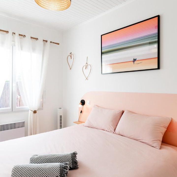 Photo of Bedroom in Parentis-en-Born