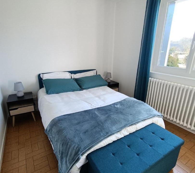 Photo of Bedroom in Brux