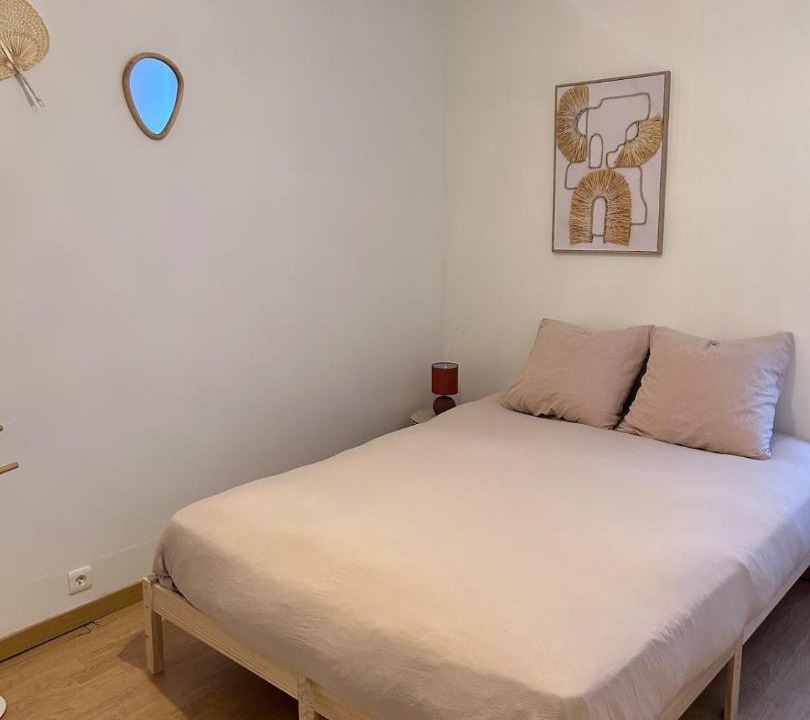 Photo of Bedroom in Biard