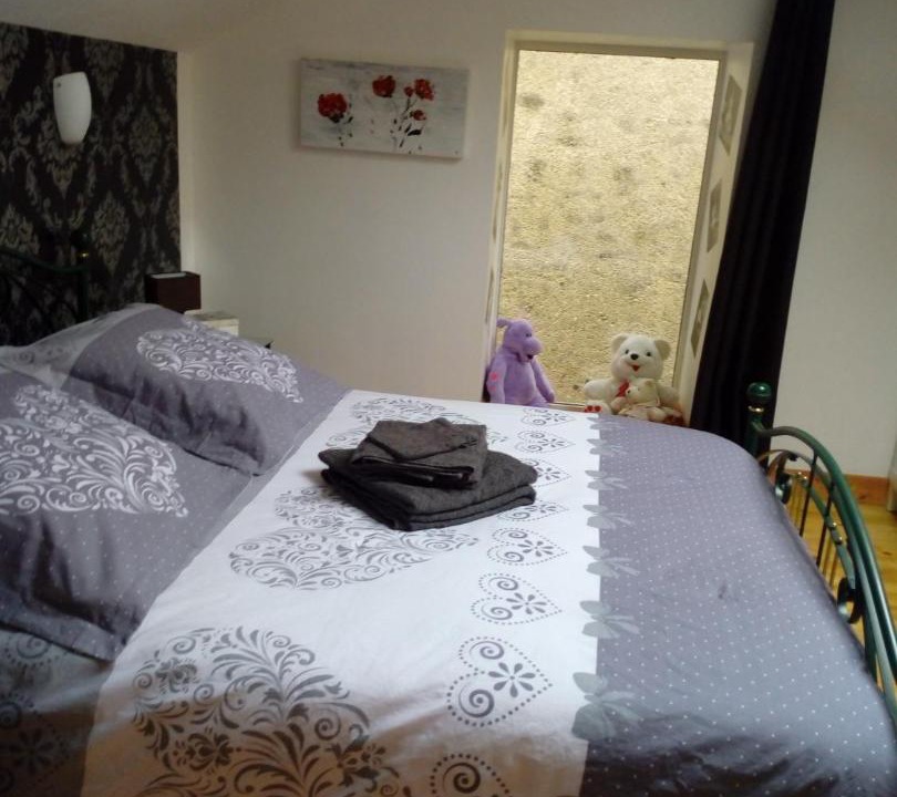 Photo of Bedroom in Pindray