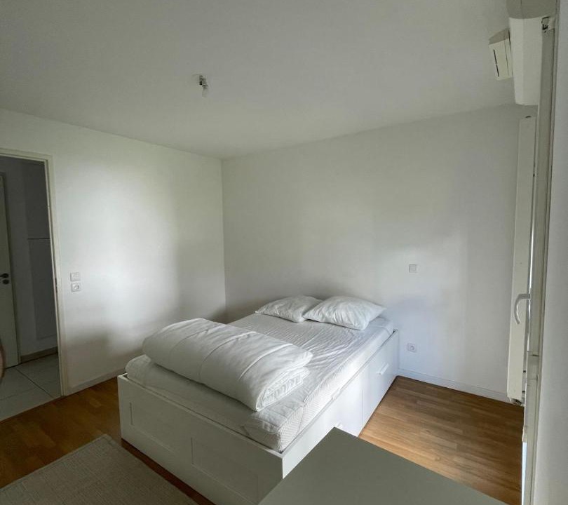 Photo of Bedroom in Bassins a Flot