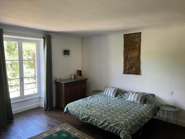 Photo of Bedroom in Celle-Levescault