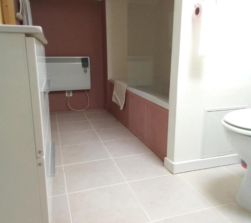 Photo of Bathroom in Saint-Mande-sur-Bredoire
