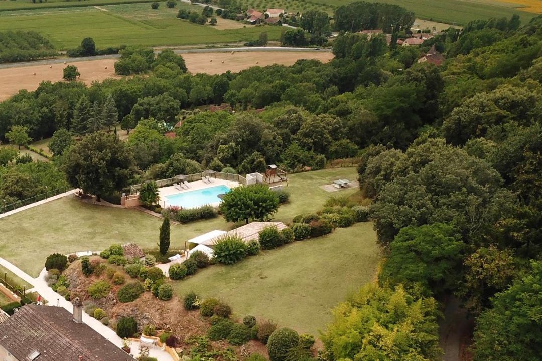 Photo of Others in Bezenac