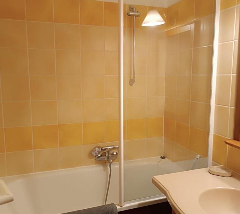 Photo of Bathroom in Monflanquin