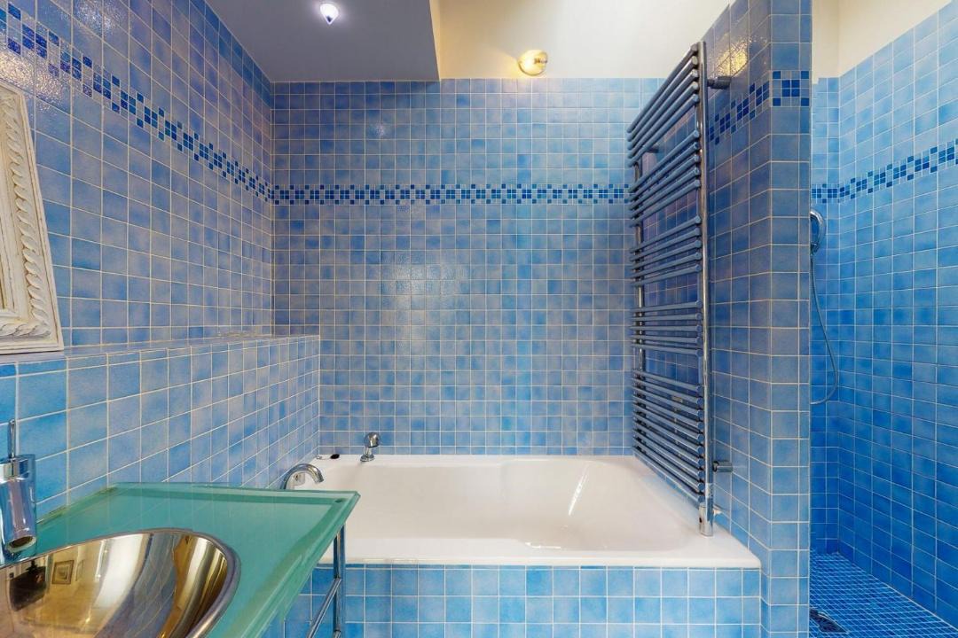 Photo of Bathroom in Les Portes-en-Re