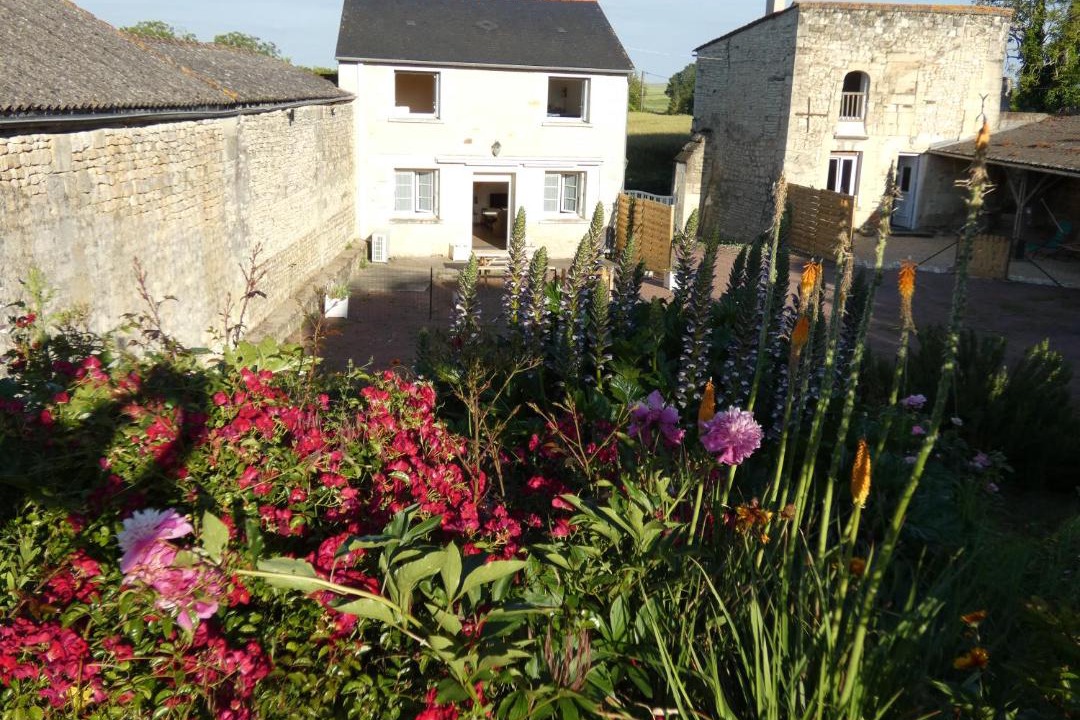 Photo of Others in Saint-Leger-de-Montbrillais