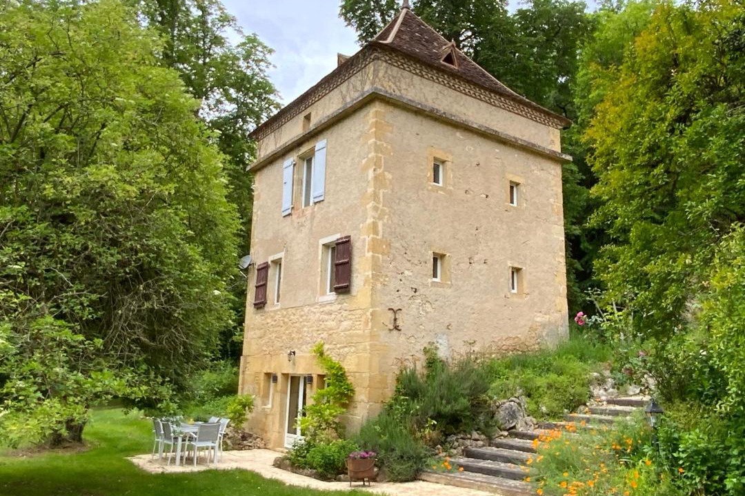 Photo of Others in Castels et Bezenac