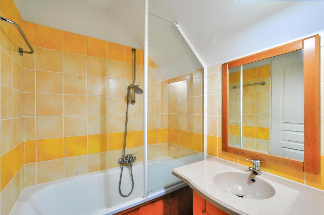 Photo of Bathroom in Monflanquin