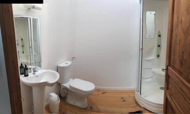 Photo of Bathroom in Clussais-la-Pommeraie