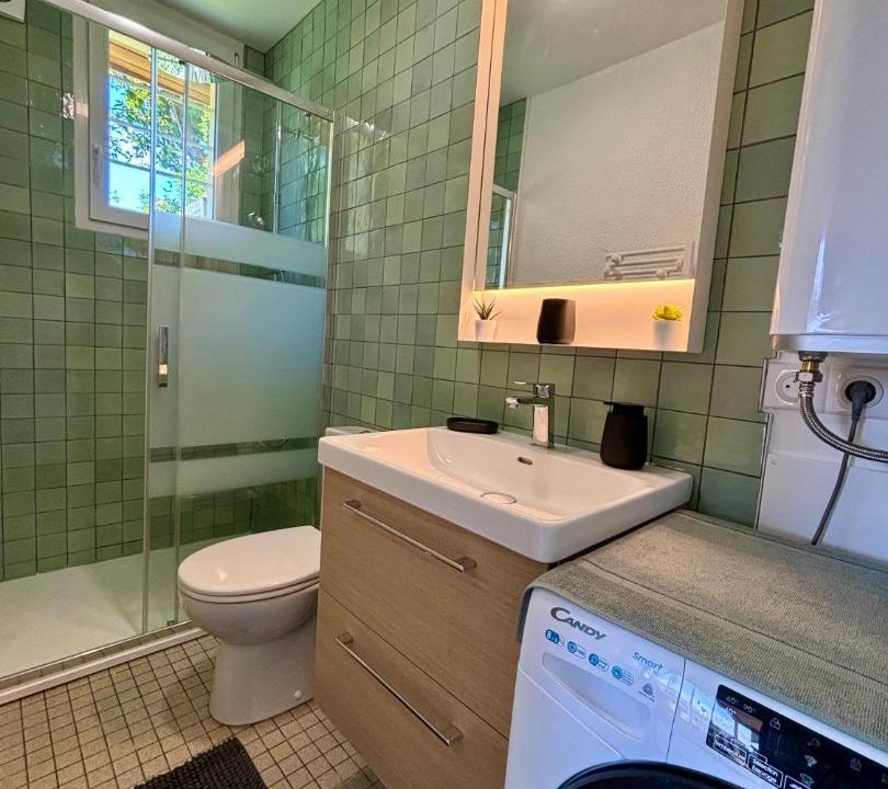 Photo of Bathroom in Gradignan