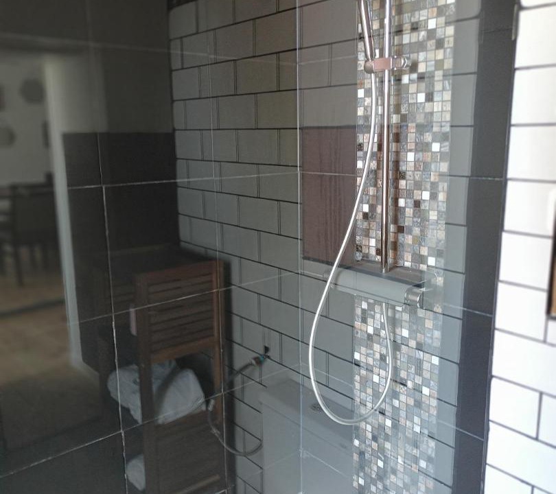 Photo of Bathroom in Chenay