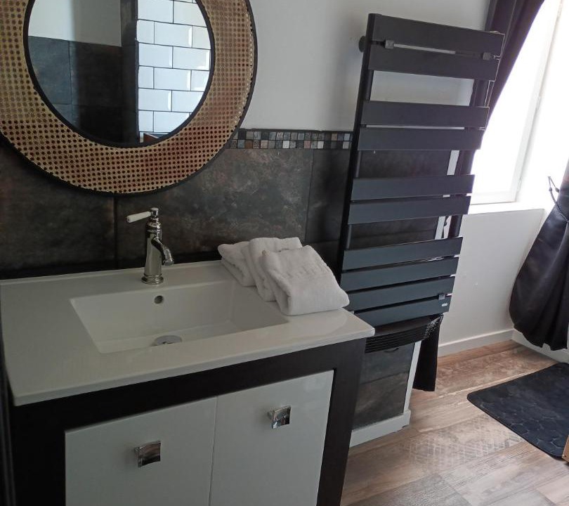 Photo of Bathroom in Chenay