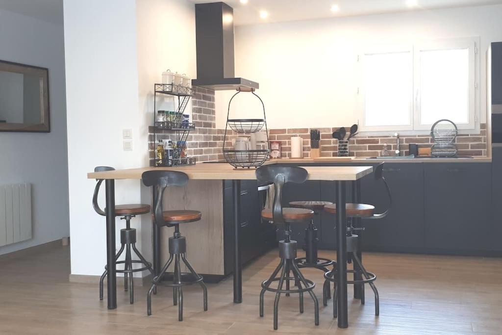 Photo of Kitchen in Eyrans