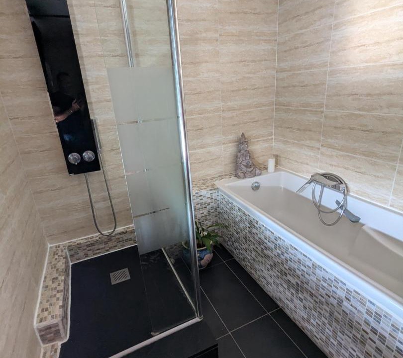 Photo of Bathroom in Perigny