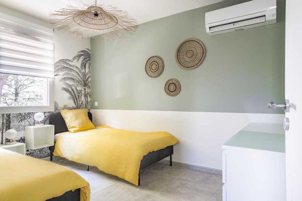 Photo of Bedroom in Morieres-les-Avignon