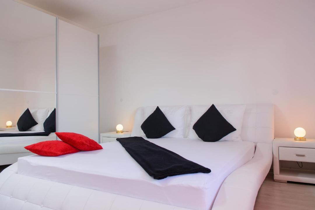 Photo of Bedroom in Slatine