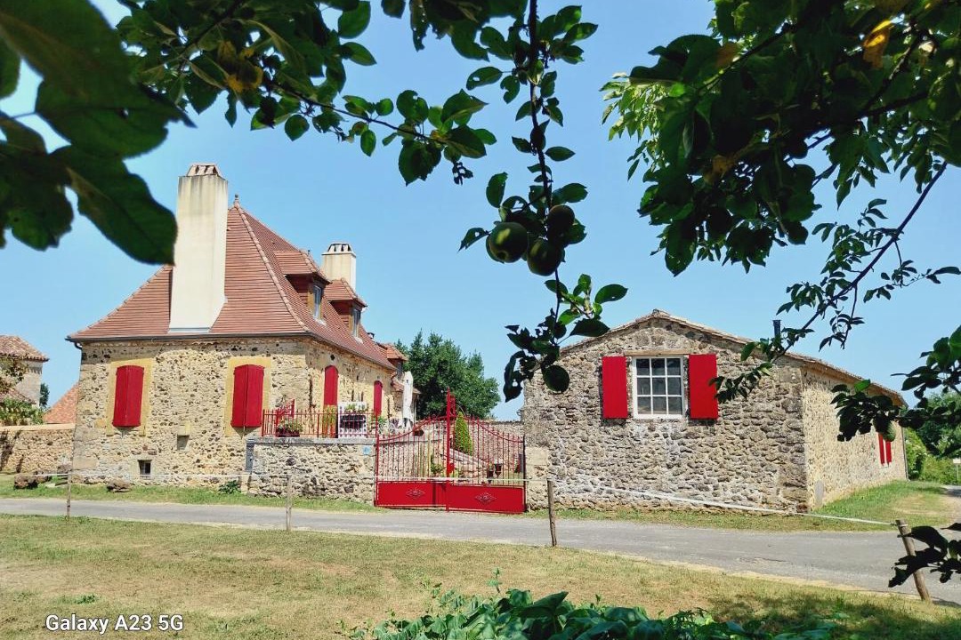 Photo of Buildings in Pays-de-Belves