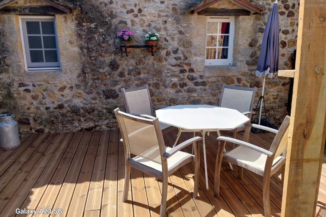 Photo of Patio Balcony in Pays-de-Belves