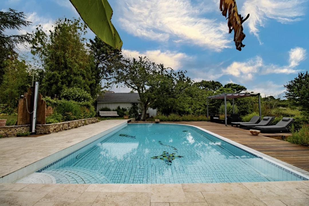 Photo of Outdoor in Saint-Romain-la-Virvee