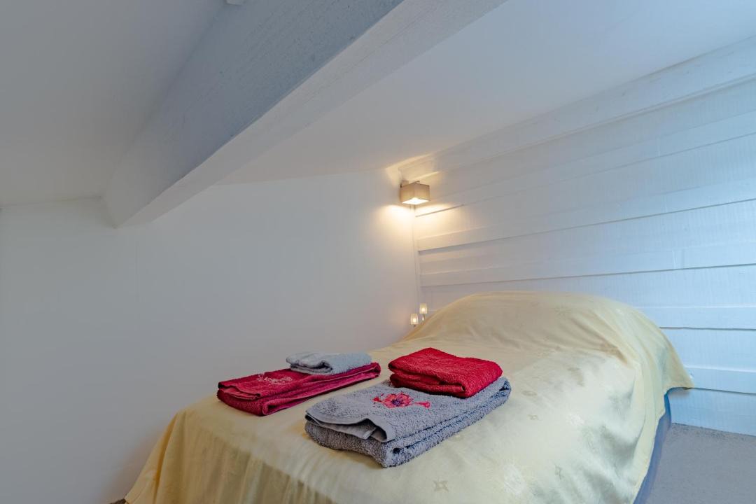 Photo of Bedroom in Saint-Romain-la-Virvee