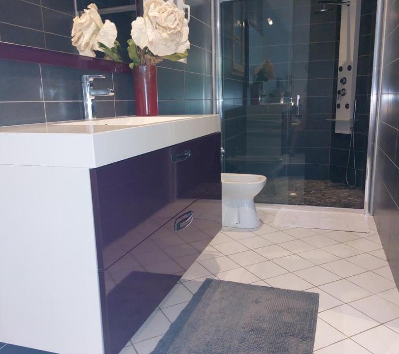 Photo of Bathroom in Lusignan-Petit