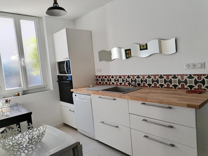 Photo of Kitchen in Pouillon