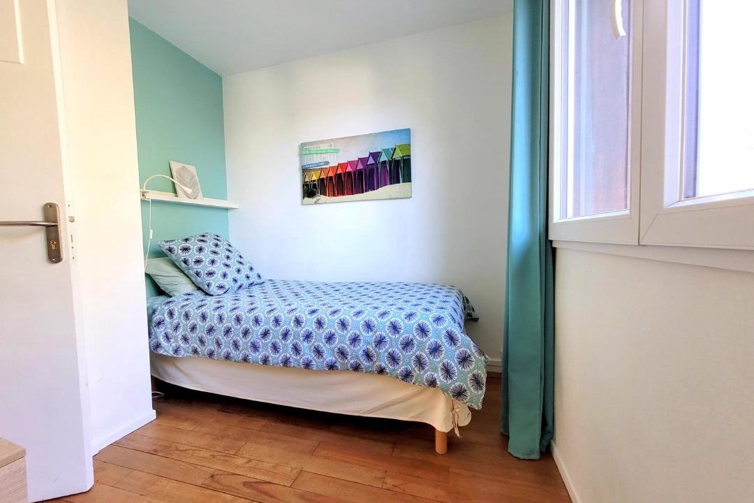 Photo of Bedroom in Bassins a Flot