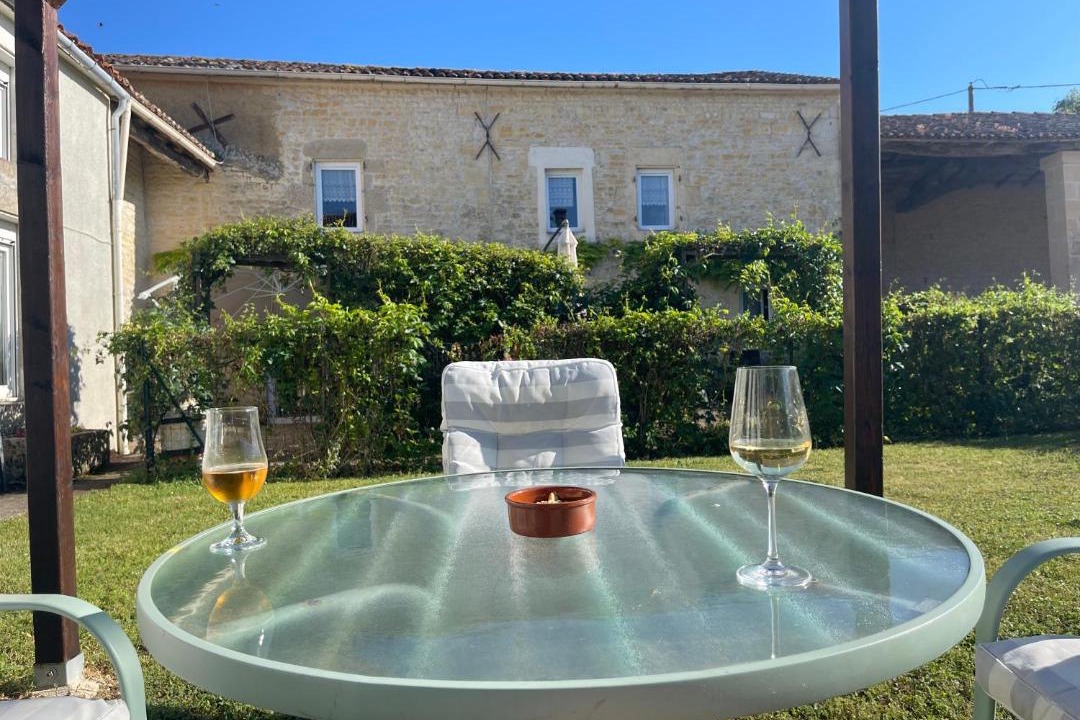 Photo of Patio Balcony in Duil-sur-le-Mignon