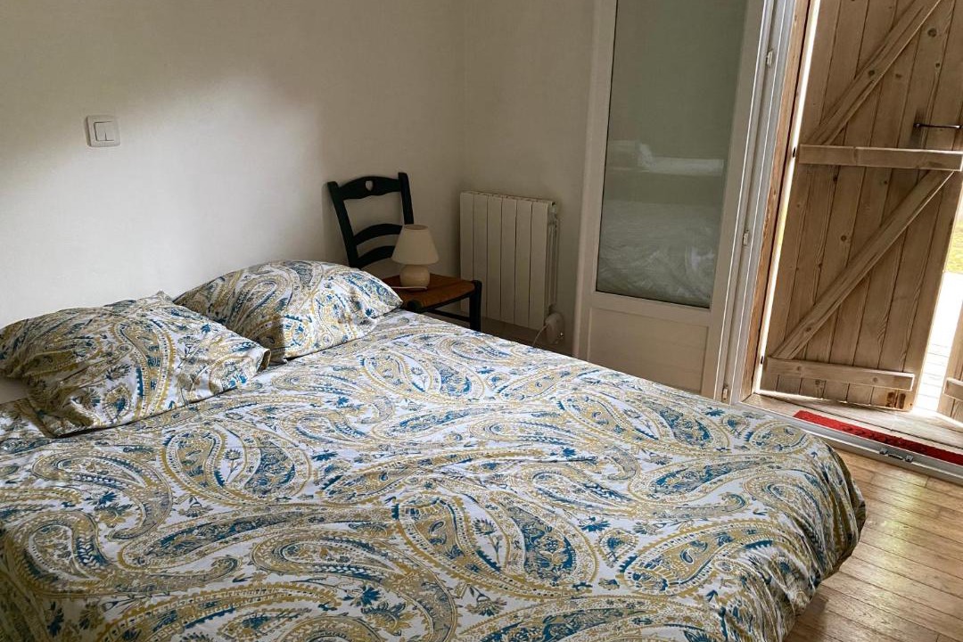 Photo of Bedroom in Claouey