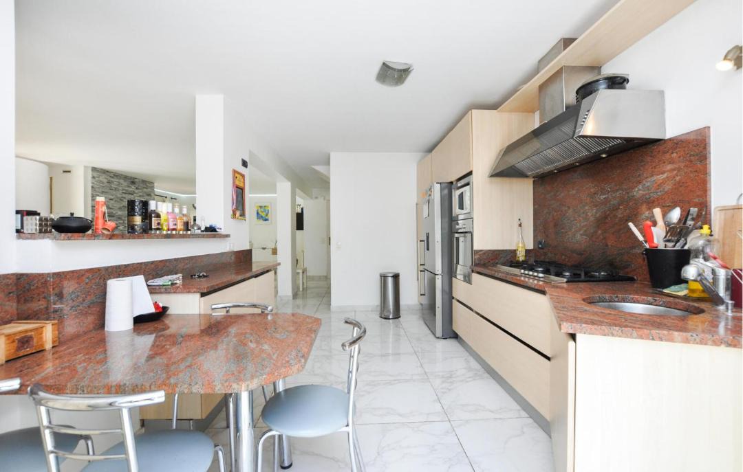 Photo of Kitchen in La Roquette-sur-Siagne