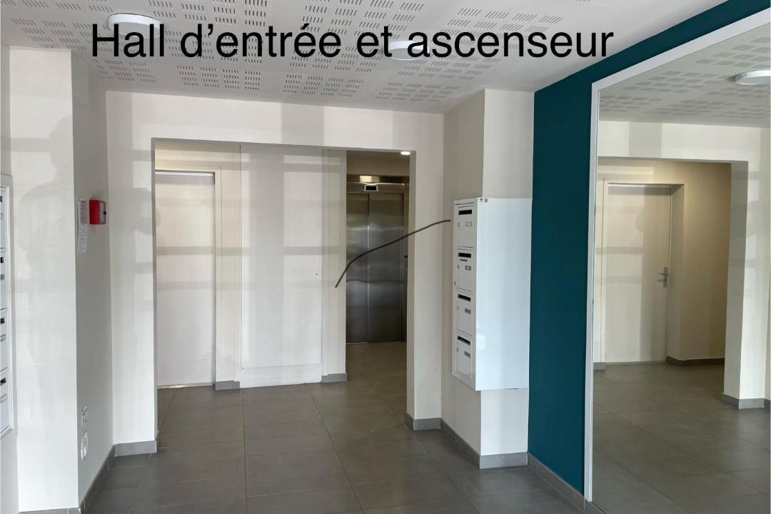 Photo of Others in La Rochelle