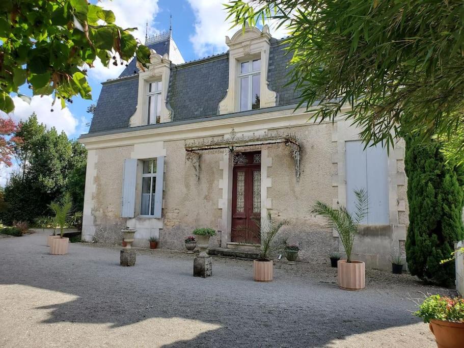 Photo of Others in Saintes