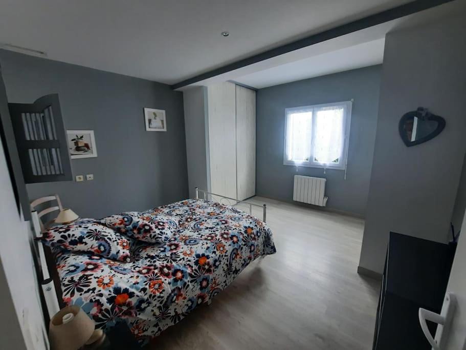 Photo of Bedroom in Faleyras