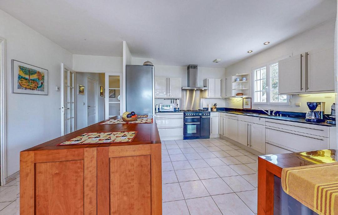Photo of Kitchen in Ecuras