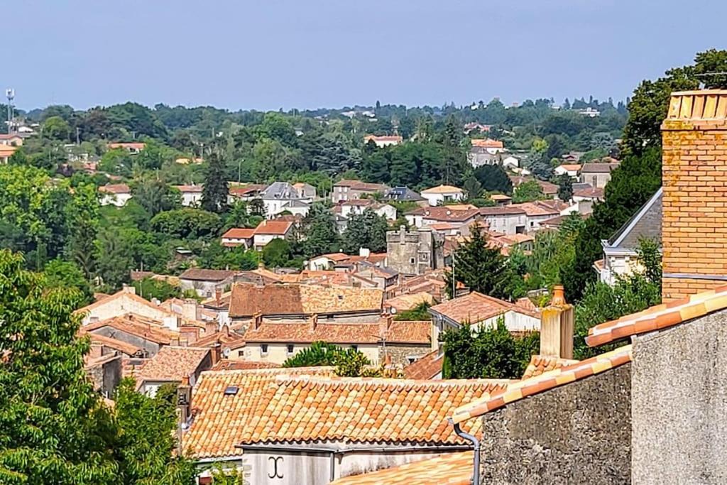 Photo of Buildings in Parthenay