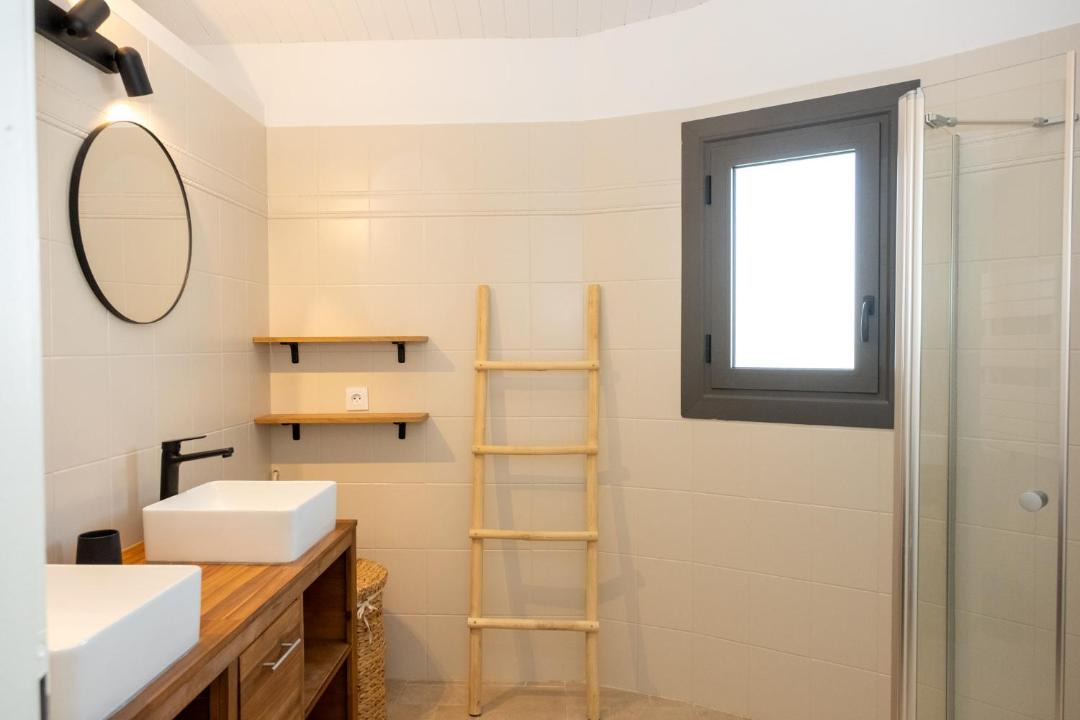 Photo of Bathroom in Le Bois-Plage-en-Re