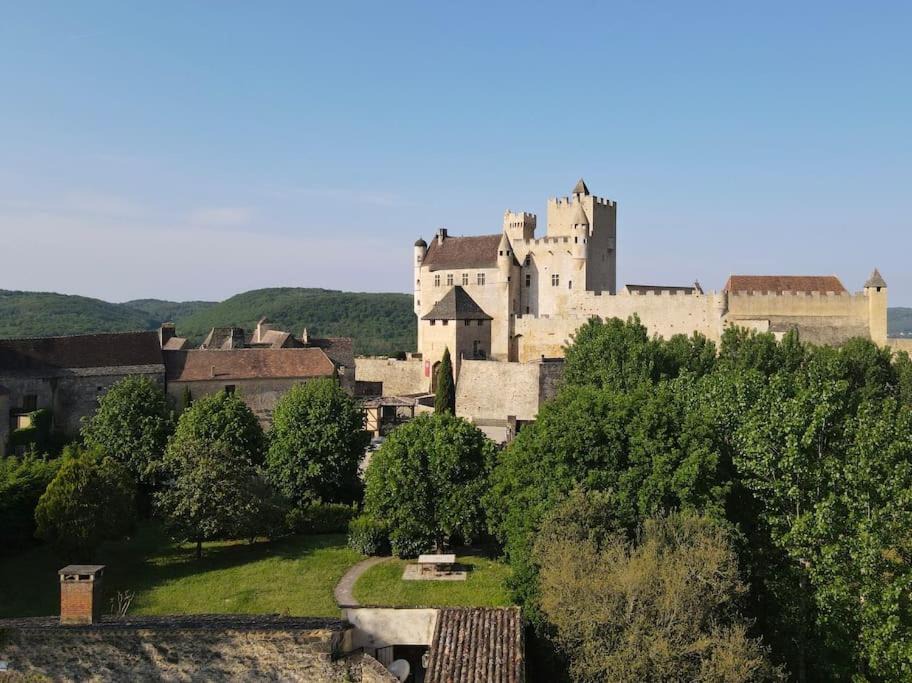 Photo of Buildings in Beynac-et-Cazenac