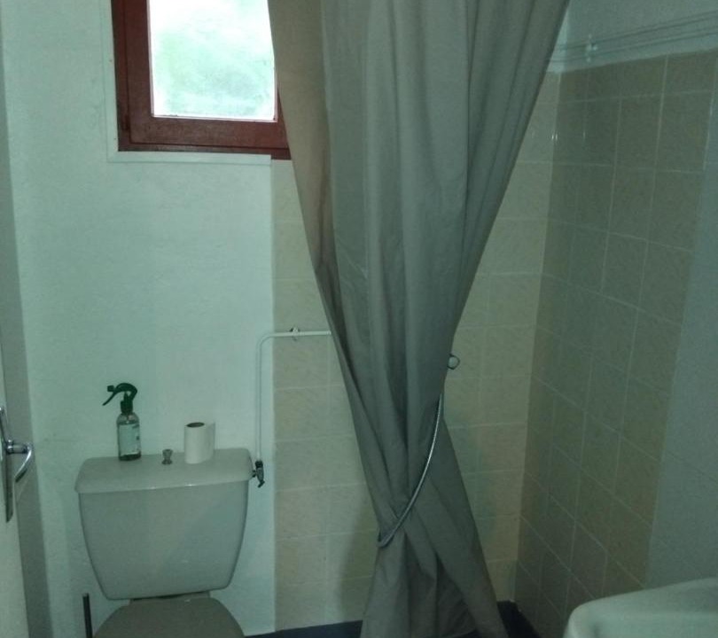 Photo of Bathroom in Saint-Aubin-de-Nabirat