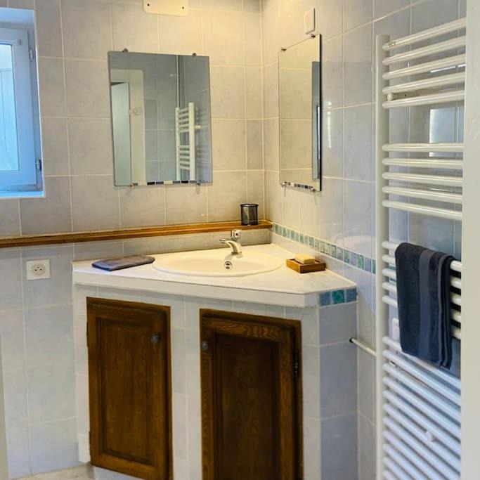 Photo of Bathroom in Journet