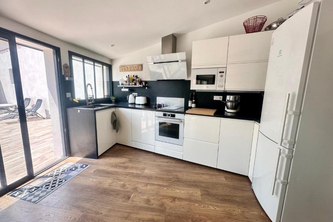 Photo of Kitchen in Port District