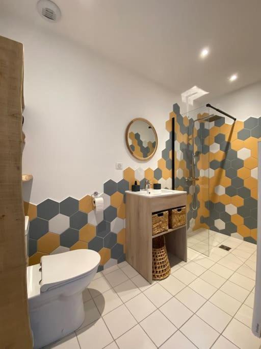 Photo of Bathroom in Nontron