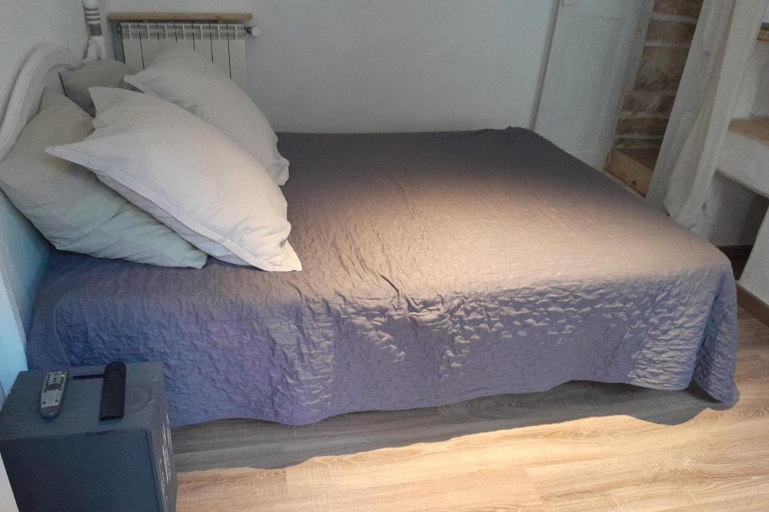 Photo of Bedroom in Eyragues