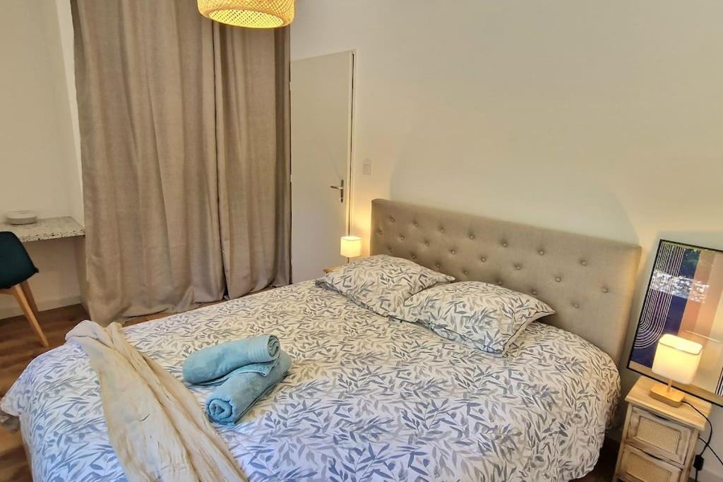 Photo of Bedroom in Saint-Laurent-de-Medoc