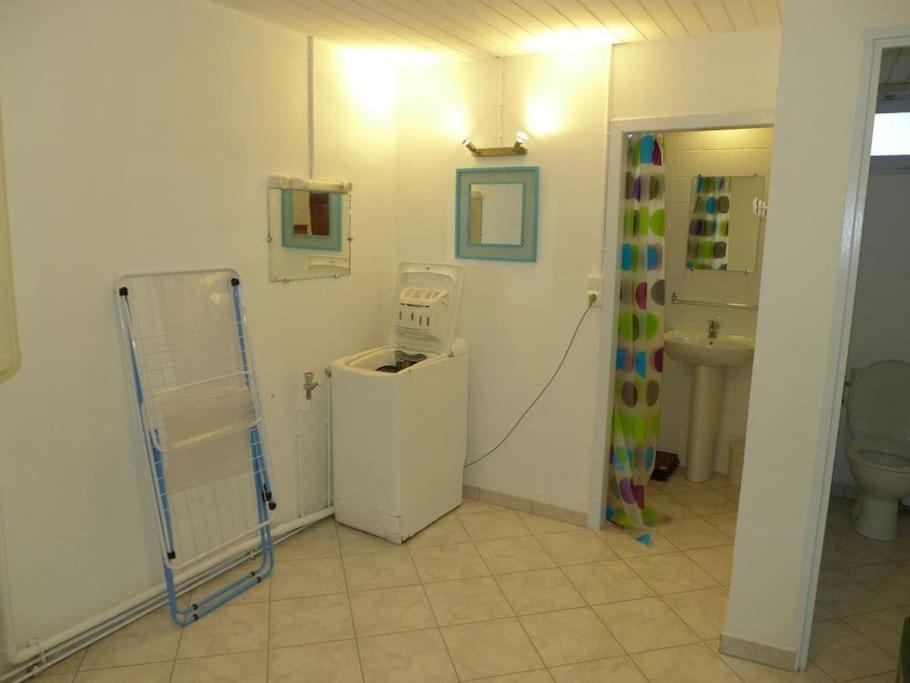 Photo of Bathroom in Chamouillac