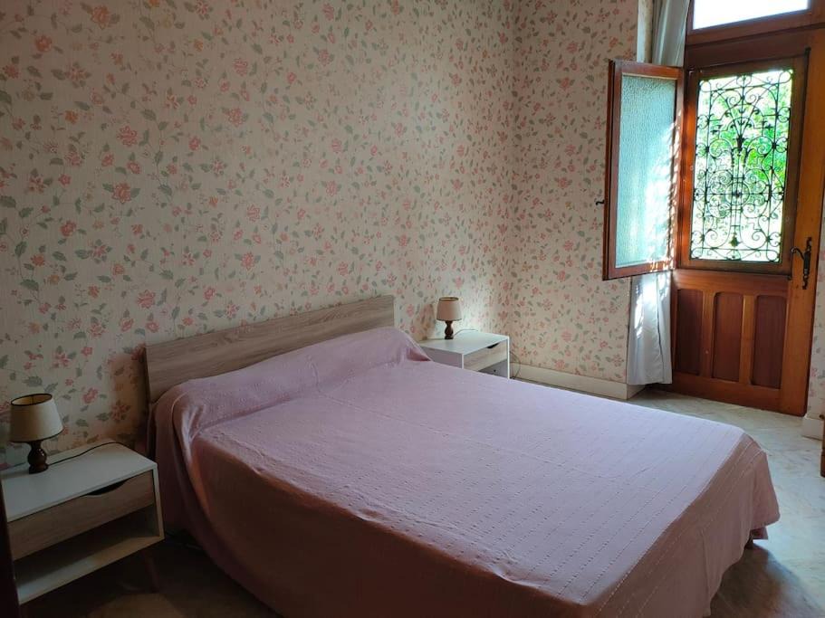 Photo of Bedroom in Chamouillac