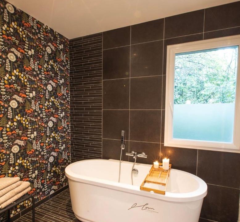 Photo of Bathroom in Saint-Loubes