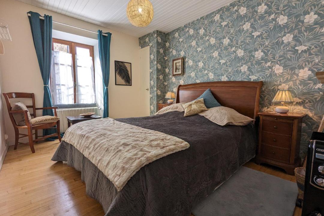 Photo of Bedroom in Confolens